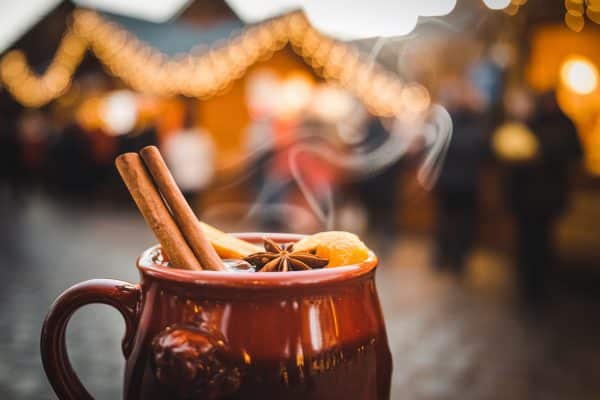 Vin chaud : la recette traditionnelle des marchés de Noël